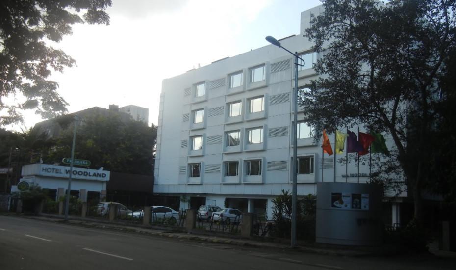 Hotel Woodland Пюн Екстериор снимка